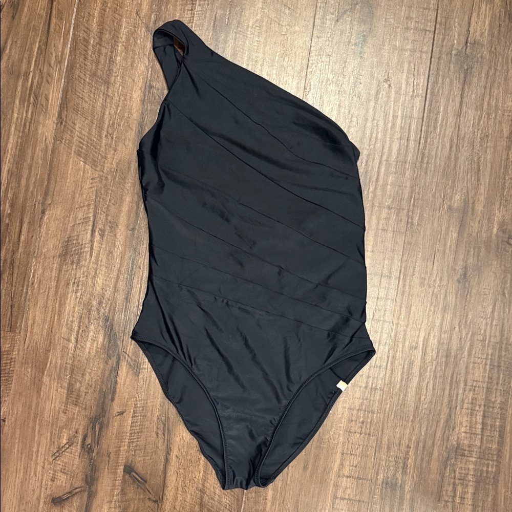 Summersalt Black One-Shoulder Swim One Piece